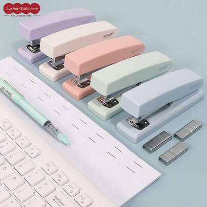 1 pieza Juego de grapadora manual, apta para uso en oficina y escuela, grapadora de color macaron, duradera y ahorradora de trabajo, disponible en 5 colores interesantes, grapadora portátil de tamaño mediano