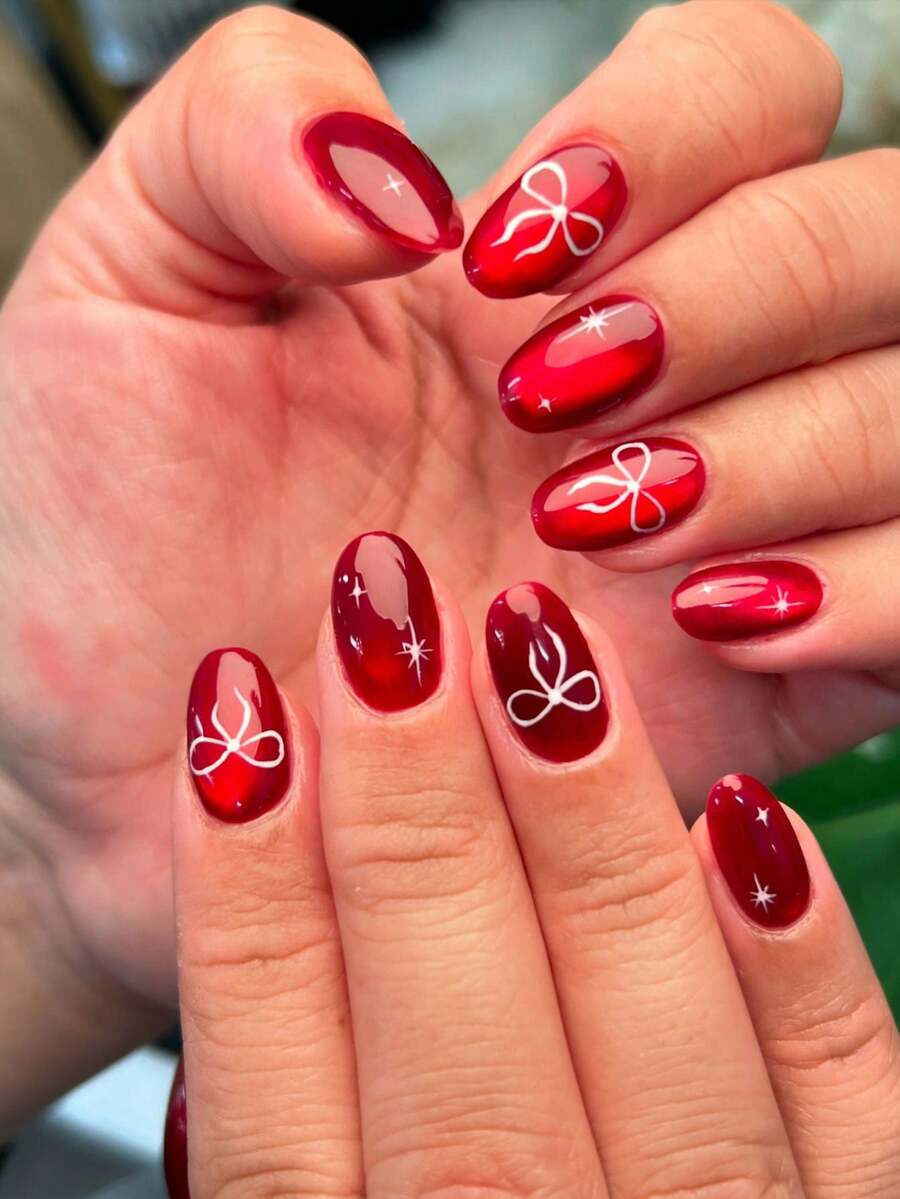 Bộ 24 miếng dán móng tay hình oval ngắn kiểu Y2K dễ thương với nơ và ngôi sao, đầu móng tay giả màu đỏ đính pha lê hình mắt mèo, bộ móng giả dán kèm 1 gel dán và 1 dũa móng, thích hợp cho phụ nữ và bé gái sử dụng hàng ngày, ngày Valentine, tiệc tùng. - Nhiều màu - Xem 1