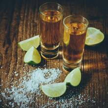ADIANTE Set De 48 Vasos Shots Tequila Vidrio Tequilero Caballitos De Chupito Para Vodka Whisky Ron De 60ml 2oz - Transparente - Ver 3