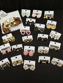 18 Pairs (Delivered Randomly) 304 Stainless Steel Flower/Etched Leaf Round Drop Earrings. Suitable As A Birthday Or Valentine's Day Gift. Can Be Worn Daily By Both Men And Women. - Multicolor - View 4