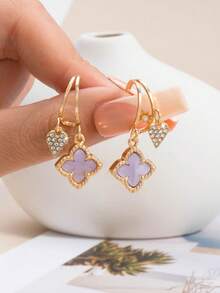 一对优雅的心形和四叶草吊坠耳环 - 独特简约的设计，适合女性，是情人节礼物/日常搭配的完美珠宝配饰，时尚百搭 - 淡紫色 - 查看 6