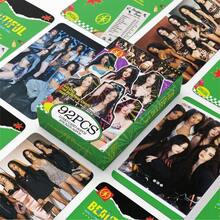 KATSEYE，Kpop 粉丝周边商品，60 张卡片 + 32 张贴纸套装，高品质印刷卡片，桌面装饰，剪贴簿爱好者的理想之选，可存放在身份证夹、钱包中，是送给朋友的绝佳小礼物，也是圣诞节礼物 - 彩色 - 查看 3