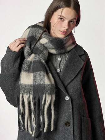 1pc Women's Reversible Solid Color Plush Imitation Cashmere Plaid Casual Polyester Scarf, Colorblock Mohair Plaid Scarf, Vintage Minimalist Fashion Thick Warm Imitation Cashmere Shawl Scarf, Suitable For Daily Use In Autumn/Winter