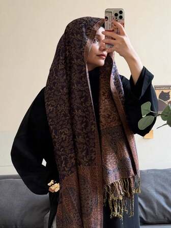 1ชิ้น สไตล์โบโฮ ผ้าคลุมไหล่ปาชมีนาลายลูกน้ำ Jacquard แฟชั่นสตรีสวมใส่สบาย ผ้าพันคอสำหรับวันวาเลนไทน์แบบลำลองและอเนกประสงค์ ผ้าคลุมไหล่กันลม เหมาะสำหรับเครื่องประดับสตรีสำหรับใส่ในชีวิตประจำวันและงานเลี้ยง