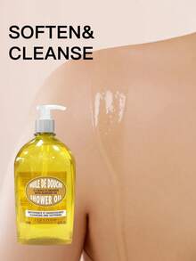 L'Occitane AMANDE Shower Oil, 250ml/500ml, Cleansing & Gentle On Skin - 500ml - View 3