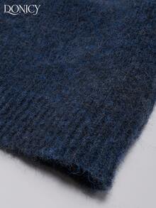 DONICY 藏蓝色露肩蓬松修身短袖上衣，时尚优雅，适合春夏外出、咖啡馆休闲穿着，也适合情人节、狂欢节等场合。 - 藍色 - 查看 4