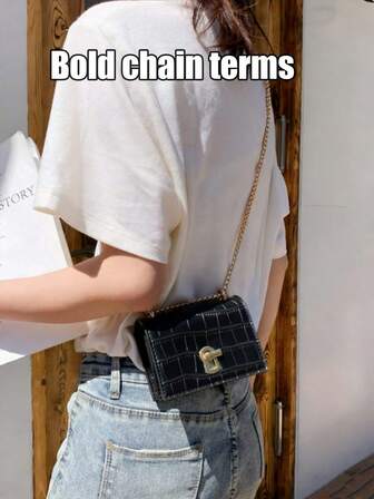 Krokodil-geprägter Mini-Lippenstift-Etui, Ketten-Organizer, kann in der Hand oder über der Schulter getragen werden, Mini-Make-up-Tasche, Münzbörse, Einkaufstasche, einfache und stilvolle Schulter-/Umhängetasche, tragbare Make-up-Tasche, Puder-Kompakt-Organizer, Mini-Shopper, geeignet für Reisen, Einkaufen, Dates, Pendeln, Geschenk zu Neujahr, Valentinstag.