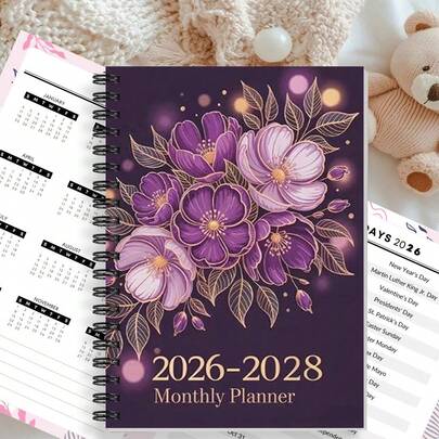 Sổ tay lò xo 3 năm - Thích hợp cho sinh viên lập kế hoạch luận văn tốt nghiệp dài hạn, tích hợp chức năng theo dõi tiến độ học tập, ghi chú, lập kế hoạch hàng tháng - Kích thước 5.5x8.3 inch - Là sổ lập kế hoạch học tập, thích hợp cho việc học tập tại thư viện.