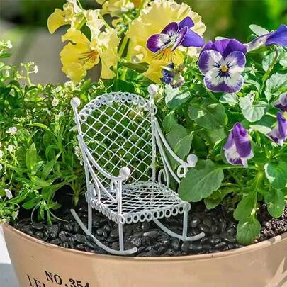 手工迷你摇椅 - 户外/室内装饰，复古风格迷你金属摇椅，经久耐用，耐候性强，适合春季、庭院、小屋、花园和家居装饰，花园配件，庭院装饰，乡村魅力，耐候材料，适用于娃娃屋、户外茶几椅、客厅电视柜、办公室、书房、极简主义装饰，是DIY爱好者的理想选择。