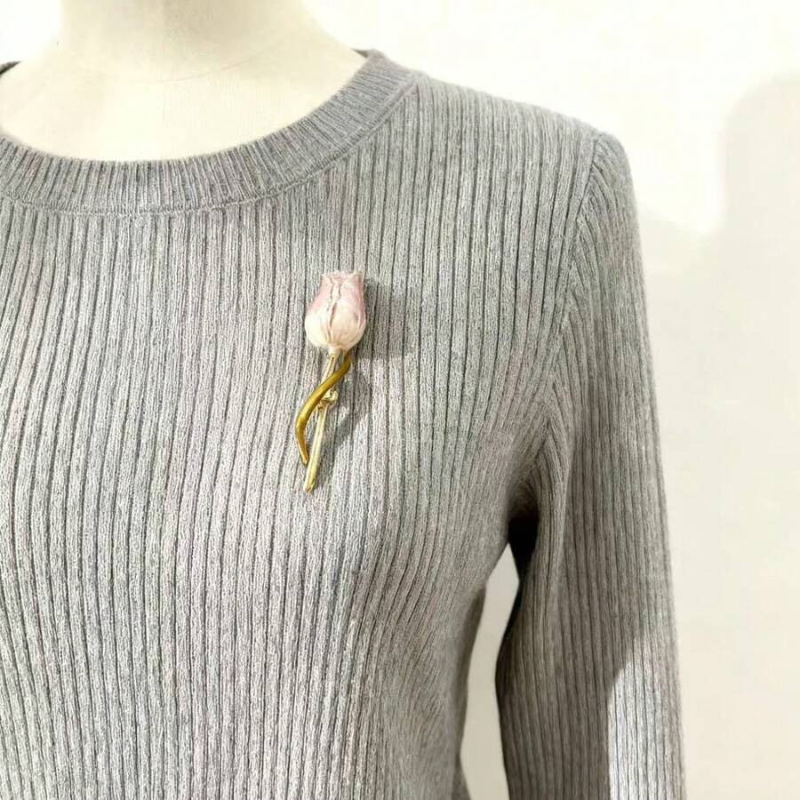 1枚时尚优雅花卉胸针，百搭配饰，可搭配服装、包包、日常服饰