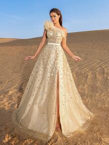 Faeriesty 这款优雅的单肩A字晚礼服，采用高开衩设计，尽显女性魅力，是婚礼、盛大晚宴、慈善舞会、颁奖典礼、奢华生日派对、情人节、新年夜等场合的理想之选。 - 香檳色 - 查看 5