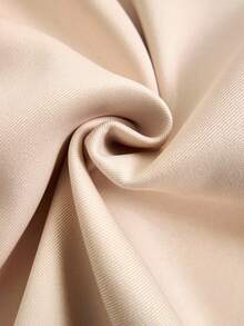 Chân váy nữ bằng chất liệu polyester màu trơn, kiểu dáng thanh lịch, có cúc trang trí, phù hợp cho mọi mùa. - Màu be - Xem 5