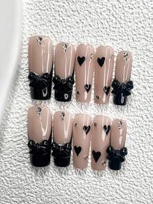 10pcs Minimalist French Nail Stickers Set, Acrylic Nail Art Kit, Hand-Painted Black Heart Nail Decor, Black Bow, White Rhinestone Nail Accessories, Black Nail Polish, Includes Nail Tools (1 Jelly Sticker + 1 Nail File), 3 Sizes Available: Almond, Duck Mouth, Great Gift For Women & Girls, Suitable For Commuting, Party, Play, Photography, Winter Daily Vacation, Etc. Nails Nail Supplies Handmade Press On Nails - 彩色 - 查看 4