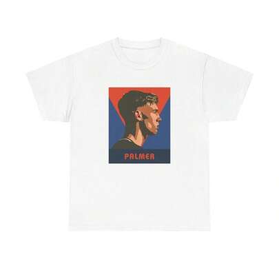 C1AmiS1eta Cole Palmer del Chelsea FC, estrella del fútB1Ol inglés, rega1lo para adultosEsta camiseta unisex de 220 g, 14955 % algodón, está confeccionada con fibras resistentes y de alta calidad que se adaptan a diferentes tipos de cuerpo, ofreciendo comodidad y durabilidad. Esta chaqueta transpirable es ideal para todas las estaciones, desde primavera/verano hasta otoño/invierno, perfecta para vacaciones y conjuntos de fin de semana.