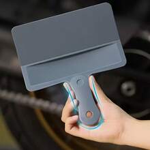 Bicycle Chain Cleaner, Bicycle Chain Protector, Motorcycle Chain Lubricant Protector, Mountain Bike Chain Lubricant Tool, Lubricant Oil Splash Guard, Bicycle And Motorcycle Cleaning Tools. Easy To Operate, Highly Versatile, Suitable For Mountain Bike/Road Bike Chain Maintenance And Outdoor Riding Gear Cleaning. Must-Have For Cycling Enthusiasts.