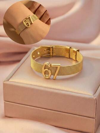 1ชิ้น สร้อยข้อมือสายนาฬิกาตกแต่งเลขอาหรับ 67 ฟุตบอลเบสบอลฮิปฮอปพังก์สไตล์ยุโรปและอเมริกาสำหรับผู้หญิงหรือผู้ชายคนรักลูกฟุตบอลเครื่องประดับปาร์ตี้กลางแจ้งสไตล์สปอร์ตแฟชั่นสำหรับใส่ทุกวัน