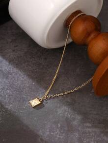 Nooxian 1pc Fashionable Minimalist Square Copper Pendant Niche Luxury Necklace For Women, Inlaid Sparkling Cubic Zirconia, Daily Wear Clavicle Chain - Yellow Gold - View 3