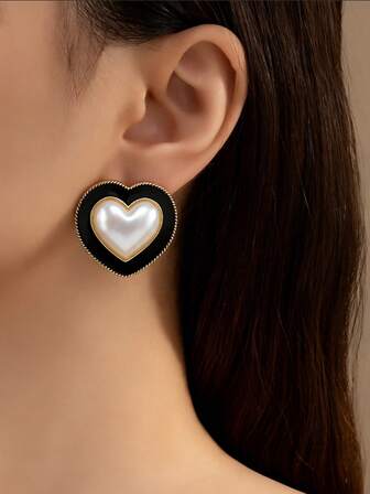 2颗夸张黑色油滴珍珠耳钉，适合日常佩戴