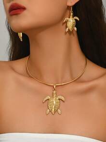 1 Set mit 3 Stücke Vintage Goldener Tropfölmetall Schildkröten Anhänger Halskette & Ohrringe Set, kreatives, niedliches Cartoon Meerestier Schildkröten Anhänger Halskette & Ohrringe Set, geeignet für Damen Alltag, Urlaub, Party Tragen - Gold - Übersicht 2