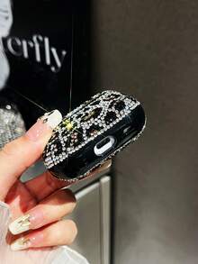 1 pieza Estuche protector de auriculares Bluetooth con estampado de leopardo de diamantes y lentejuelas brillantes de color blanco para AirPods - Blanco - Ver 3