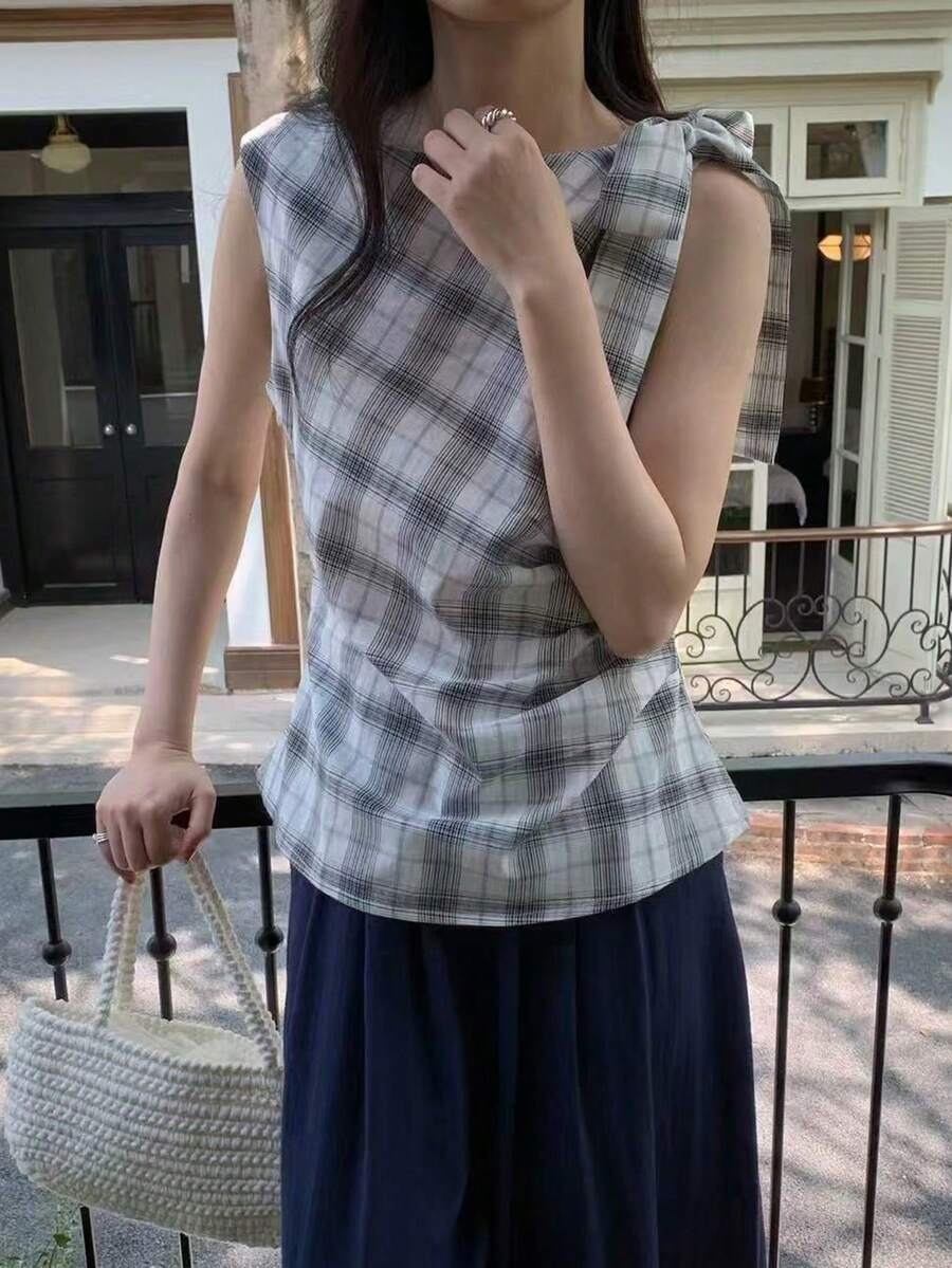 韩版INS蝴蝶结吊带无袖格子衬衫上衣，透气面料（随机条纹或格子图案），白色，夏季款