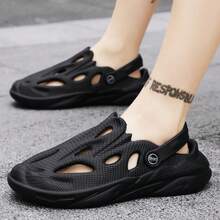 Men's Outdoor Casual Clogs Adjustable Strap Breathable Black Sandals - Black - View 5
