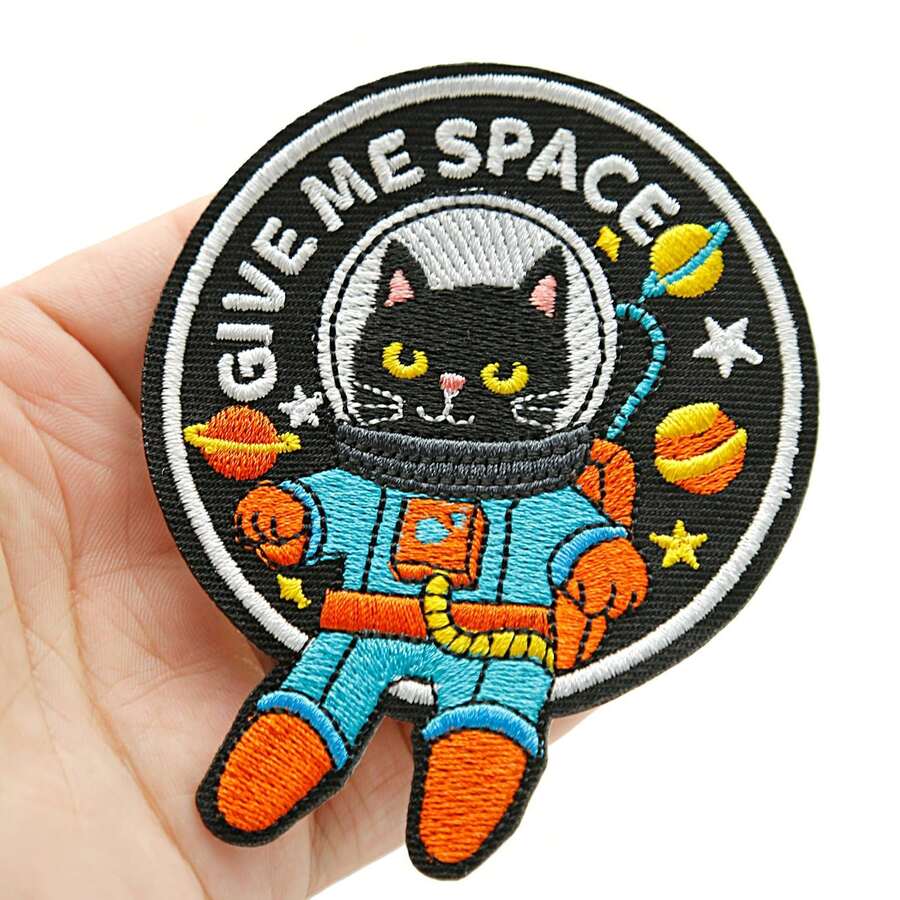 1PC GIVE ME SPACE Funny Cartoon Cat Iron On Patches, Cute Cat Embroidered Morale Patch, DIY Appliques For Backpacks, Trucker Hats, Lunch Bags, Vests, Jackets, Pet Lovers