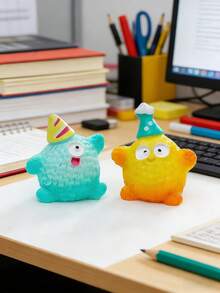 Bộ 6 tượng quái vật mắt to bằng nhựa, đồ trang trí 3D dễ thương hình mũ sinh nhật, phụ kiện tự làm cho tiểu cảnh terrarium, trang trí góc phòng ngủ, đồ trang trí bàn làm việc, vật dụng dễ thương trên bàn phòng khách, cá nhân hóa bàn học ký túc xá, điểm nhấn cho giá sách và bệ cửa sổ, đồ trang trí nhiều màu sắc nhỏ gọn và tinh tế đáng yêu. - Nhiều màu - Xem 4