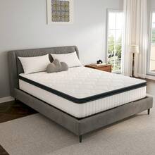 12 Inch Spring Mattress, Combining Memory Foam And High-Quality Inner Spring System, Provides Support And Breathability. It Features A Soft, Skin Friendly Polyester Fiber Cover, Providing Balanced Support, Pressure Relief, And Body Fit. Available In Multiple Sizes, Including California King - 白色 - 查看 2