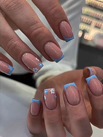 24 st korta fyrkantiga nagelstickers, färgglada blå & vita blommönster, söt landsbygdsblå fransk manikyr, kort nagelkonst-set, akrylnagelstickers, korta naglar, nagelvårdsprodukter, nagelstickers, lämplig för kvinnor för dejter, fester, sammankomster, dagliga foton för att framhäva din charm.