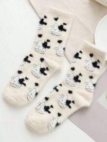 Süße Kuh Muster Plüsch Crew Socken, verdickte warme Korallen Fleece Socken, Damen warme kurze Socken für Frühling und Winter, Damen verdickte gestrickte warme und bequeme Knöchelsocken, Damen Strumpfhosen, weich und bequem, geeignet für den täglichen Gebrauch, Weihnachten und Winterwärme Zuhause