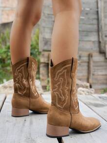 Women's Western Fabric Embroidered Fashion Boots, Wide Toe, Chunky Heel, Suitable For Holidays And All Seasons - Brown - View 4