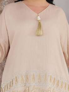 Elegant Embroidered Beaded Gold Arabic Dress JALABIA With Tassel V-Neck Slit Hem Mid-Length Sleeve, Graceful 2026 New Style Ramadan Traditional - Apricot - View 3