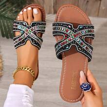 女士平底凉鞋，度假风黑色仿珍珠时尚金属扣水钻沙滩拖鞋，2026春夏款 - 黑色 - 查看 12