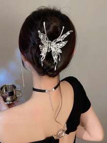 1pc Y2K Butterfly Liquid Metal Style Design Hair Claw Street,Hair Accessories,Claw Clips,Hair Jaw Clip,Hair Clutch, School Stuff, College Fall Winter Hair Clip For Vacation Outfits Woman - Silver - View 4