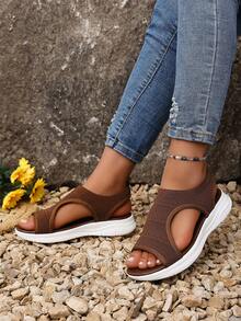 Women's Summer New Fashion Comfortable Flat Non-Slip Open Toe Casual Outdoor Daily Sandals - Brown - View 3
