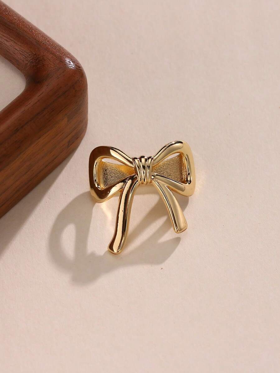 Women's Fashion Bowknot Scarf Clip - Gold Bow - View 1