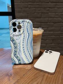 Diseño artístico y encantador con ondas y patrones abstractos azules. Esta elegante funda es compatible con iPhone 17, 16, 15, 14 Pro Max, 13, 12, 11, XR y XS Plus. Fabricada en silicona TPU, ofrece protección contra golpes y caídas, además de una sensación superior. Es un regalo ideal para familiares, amigos y seres queridos, y una opción perfecta para Año Nuevo. - Blanco - Ver 1