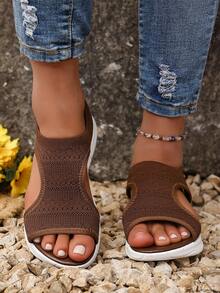 Women's Summer New Fashion Comfortable Flat Non-Slip Open Toe Casual Outdoor Daily Sandals - Brown - View 5