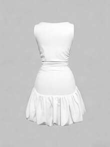 Đầm ngắn màu đỏ không tay cổ tròn thanh lịch dành cho nữ của DEAR MOLLY, thích hợp để mặc ngoài như váy dạ hội, hoàn hảo cho các buổi đi chơi, tiệc tùng, hẹn hò. Màu trắng mùa xuân. - trắng - Xem 5