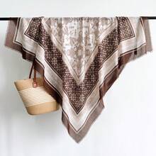 1条韩版女士亚麻棉大方巾，轻盈百搭，适合日常穿搭和空调房使用 - CX - 查看 5