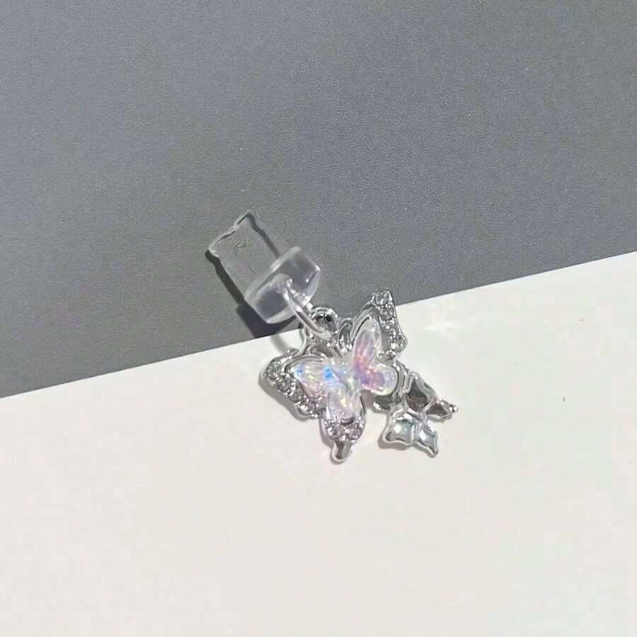 手机充电口防尘塞 Type-C 接口 苹果防尘塞 蝴蝶造型 多功能 简约 这是一款以蝴蝶为原型设计的手机防尘塞配件,造型精致闪亮,充满浪漫气息。适合作为母亲节、节日、生日、生日礼物送给母亲、家人、朋友、孩子,也是手机配件和挂饰的理想之选。 - Pink Butterfly - 查看 1