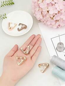 2 miếng bảo vệ mũi giày bằng kim loại, phụ kiện trang trí sửa chữa giày cao gót nữ thanh lịch, mũi nhọn, bền lâu và thời trang, phù hợp với giày cao gót, bốt và giày bít mũi, dùng để bảo vệ và sửa chữa giày, có 3 màu để lựa chọn. - Nhiều màu - Xem 7