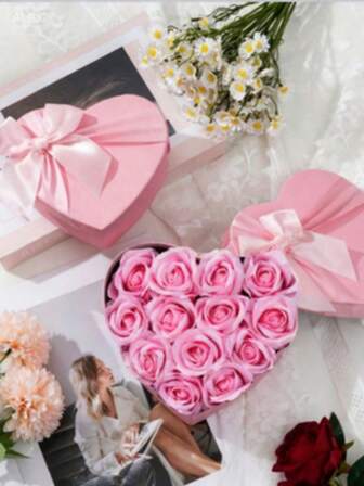 1pc Random Pink Gift Box, Valentine's Day Heart-Shaped Gift Box - Double Butterfly Decor Gift Packaging, Premium Love-Themed Gift Case For Couples, Anniversary & Romantic Presents