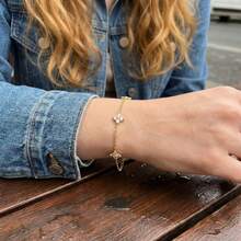 FUNEIA Dainty Silver Gold Bracelets For Women  Non Tarnish 14K Gold Plated Waterproof Diamond Bracelets Cute Stackable Heart Butterfly Clover Cross Evil Eye Charm Bracelet Stack Jewelry Gifts - Vòng tay hình cỏ bốn lá - Vàng - Xem 6