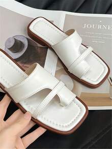 Women's Fashion Round Toe Slip-On Soft Sole Non-Slip Black, Beige, Brown Multi-Color Versatile Commuting Flat Sandals - Beige - View 4