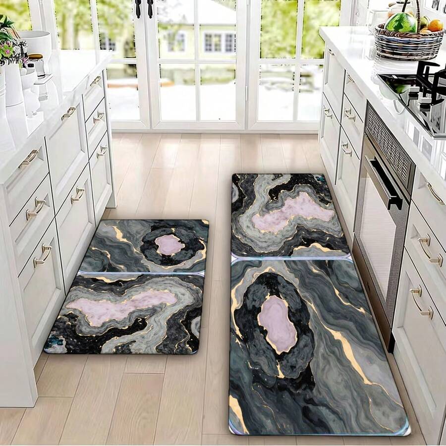 Alfombras decorativas para el área de la cocina con patrón de mármol - Acento en negro, gris, rosa claro, dorado, azul verdoso, antideslizante para el piso de la cocina, lavables y rectangulares - Perfectas para una cocina moderna con gabinetes blancos - Blanco - Ver 1
