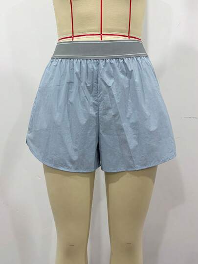 Women's Athletic Shorts, Women's Casual Shorts. Featuring An Elastic, Contrasting Waistband And A Slim Fit. The Style Is Sporty And Casual, Suitable For All Seasons. Perfect For Commuting, Parties, Sports, Outdoor Activities, And Everyday Wear.