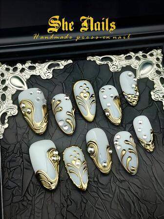 10 piezas DIY Uñas postizas acrílicas de forma almendrada, medianas y largas, con diseños de estilo barroco Y2K, punk gótico, metálico cromado, puntas francesas, con detalles dorados, ondas doradas pintadas a mano, cuentas plateadas y diamantes 3D, adecuadas para chicas o chicos, mujeres u hombres, para fiestas, uso diario o bodas. Incluye adhesivos de gel, lima de uñas y accesorios.