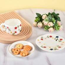 Ceramic Coffee Mug With Saucer Set, Cute Creative Cup Unique Irregular Design For Office And Home, Dishwasher And Microwave , 10 Oz/300 Ml For Latte Tea Milk (Red Heart) - 白花 - 查看 4